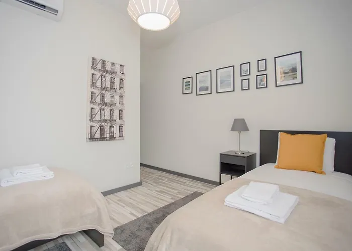 Liiiving - Invictus Bolhao Terrace Porto