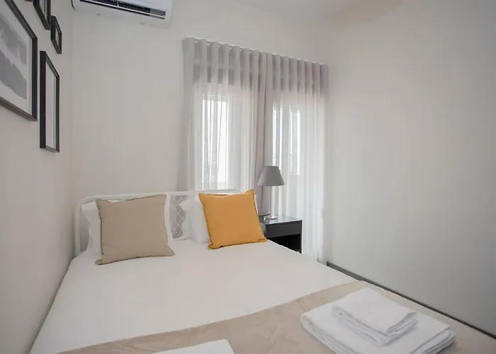 Liiiving - Invictus Bolhao Terrace Apartment