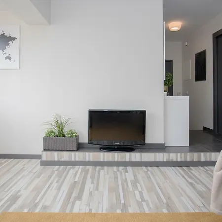 Liiiving - Invictus Bolhao Terrace شقة