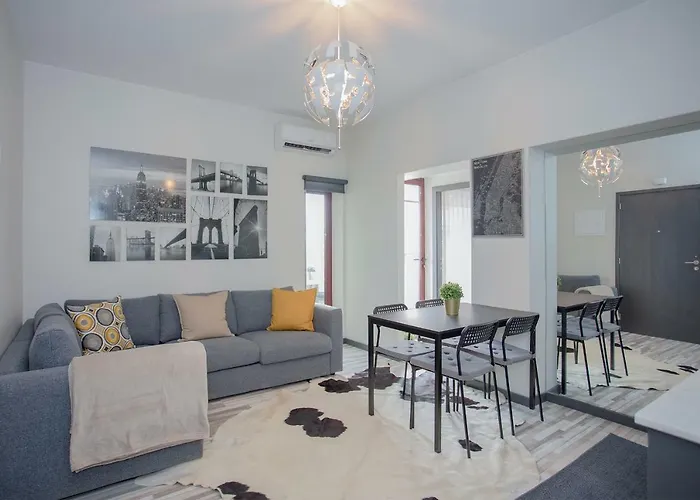 Liiiving - Invictus Bolhao Terrace Porto